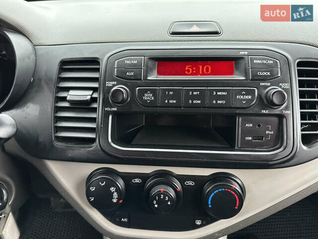 Серый Киа Пиканто, объемом двигателя 1 л и пробегом 114 тыс. км за 7400 $, фото 32 на Automoto.ua