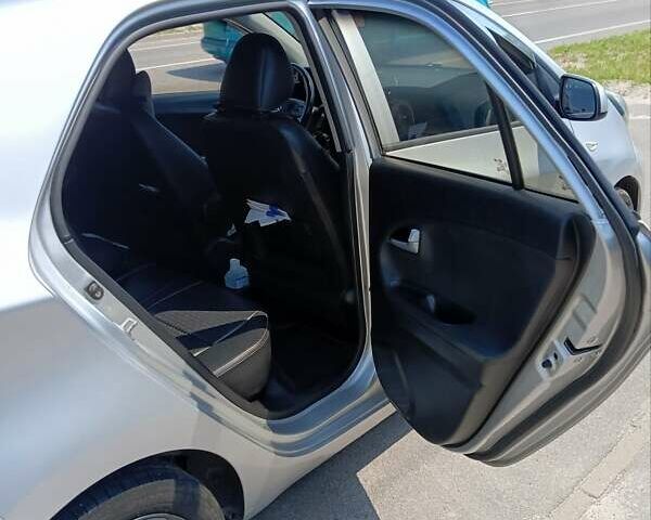 Сірий Кіа Піканто, об'ємом двигуна 1 л та пробігом 136 тис. км за 8500 $, фото 20 на Automoto.ua