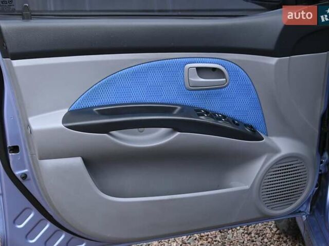 Синий Киа Пиканто, объемом двигателя 1.09 л и пробегом 135 тыс. км за 5200 $, фото 13 на Automoto.ua