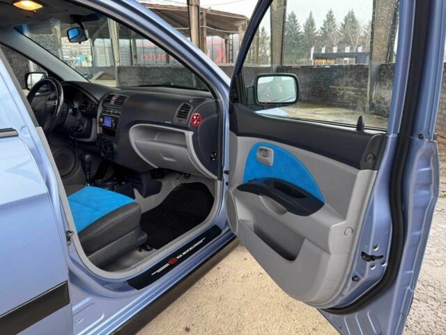 Синий Киа Пиканто, объемом двигателя 1.1 л и пробегом 112 тыс. км за 5499 $, фото 21 на Automoto.ua