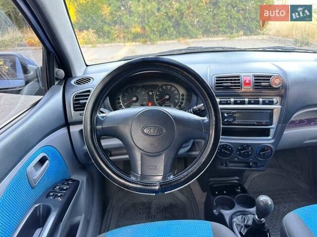Синій Кіа Піканто, об'ємом двигуна 1.1 л та пробігом 150 тис. км за 3250 $, фото 26 на Automoto.ua