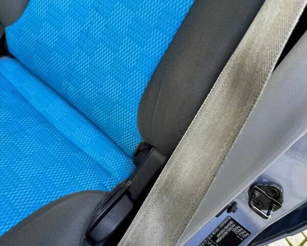 Синій Кіа Піканто, об'ємом двигуна 1.1 л та пробігом 112 тис. км за 5300 $, фото 27 на Automoto.ua