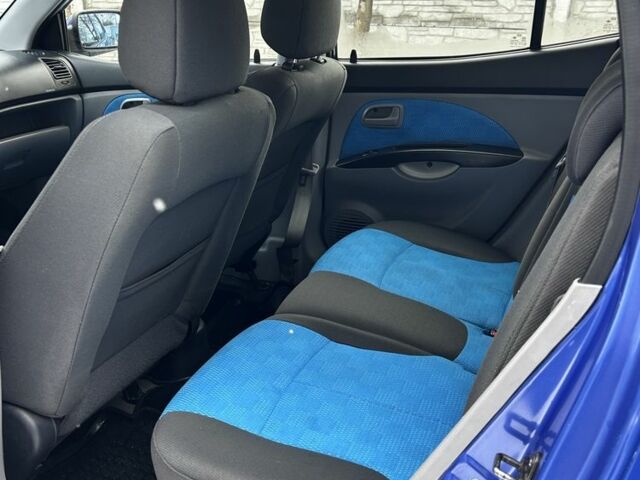 Синий Киа Пиканто, объемом двигателя 1.1 л и пробегом 190 тыс. км за 4700 $, фото 6 на Automoto.ua