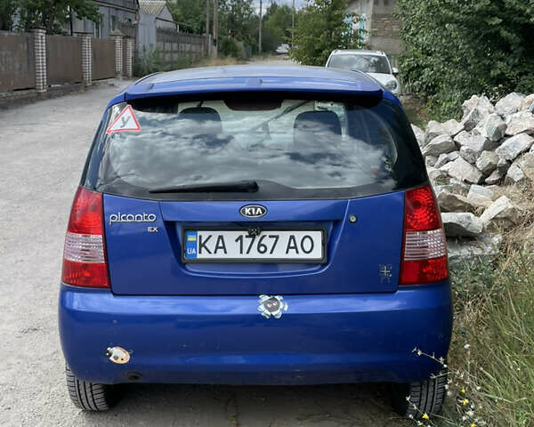 Синий Киа Пиканто, объемом двигателя 1.1 л и пробегом 190 тыс. км за 1900 $, фото 1 на Automoto.ua