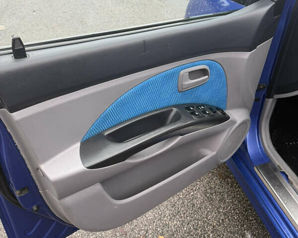 Синий Киа Пиканто, объемом двигателя 1.09 л и пробегом 120 тыс. км за 4300 $, фото 11 на Automoto.ua