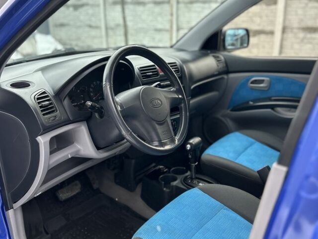 Синий Киа Пиканто, объемом двигателя 1.1 л и пробегом 190 тыс. км за 4700 $, фото 10 на Automoto.ua