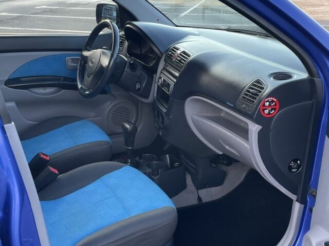 Синий Киа Пиканто, объемом двигателя 1.1 л и пробегом 190 тыс. км за 4800 $, фото 9 на Automoto.ua