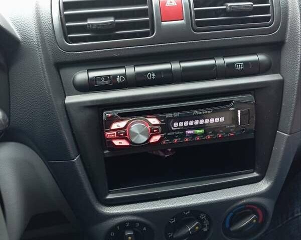 Синий Киа Пиканто, объемом двигателя 1.1 л и пробегом 166 тыс. км за 4600 $, фото 9 на Automoto.ua