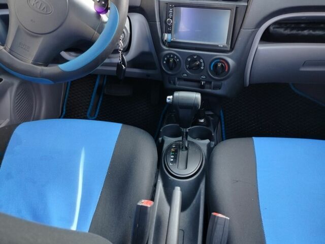 Синій Кіа Піканто, об'ємом двигуна 1.1 л та пробігом 190 тис. км за 5500 $, фото 8 на Automoto.ua