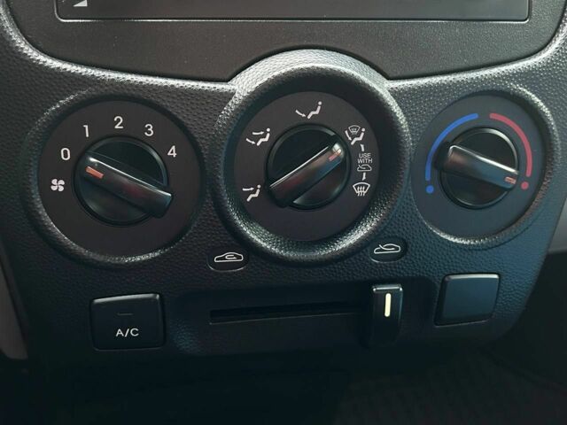 Киа Пиканто 2008 в Кривом Роге на Automoto.ua Синий Киа Пиканто, объемом двигателя 1.1 л и пробегом 110 тыс. км за 5400 $, фото 13 на Automoto.ua