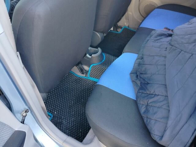 Синій Кіа Піканто, об'ємом двигуна 1.1 л та пробігом 190 тис. км за 5500 $, фото 4 на Automoto.ua