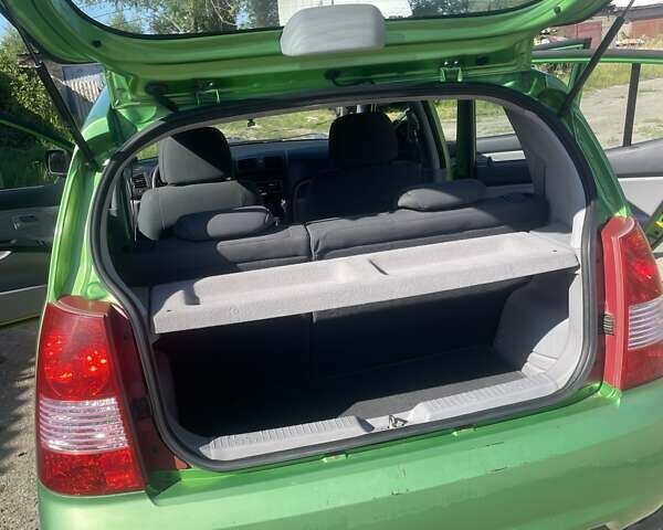 Зеленый Киа Пиканто, объемом двигателя 1.1 л и пробегом 131 тыс. км за 3600 $, фото 3 на Automoto.ua