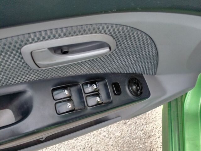 Зеленый Киа Пиканто, объемом двигателя 1.1 л и пробегом 2 тыс. км за 3700 $, фото 5 на Automoto.ua