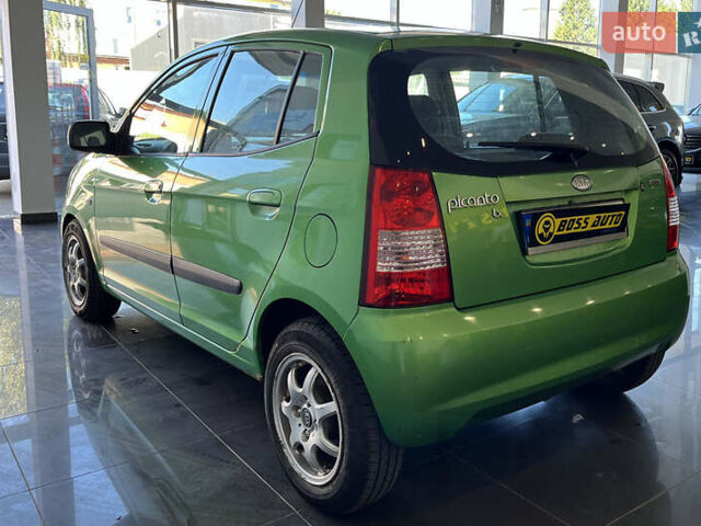 Зеленый Киа Пиканто, объемом двигателя 1.12 л и пробегом 106 тыс. км за 4000 $, фото 4 на Automoto.ua