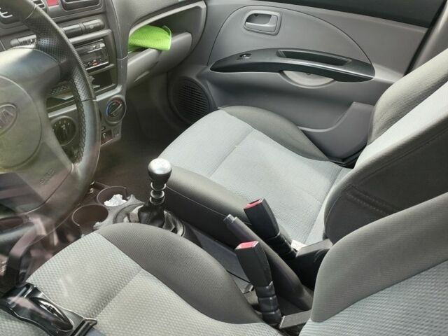 Зеленый Киа Пиканто, объемом двигателя 1.1 л и пробегом 106 тыс. км за 3500 $, фото 6 на Automoto.ua