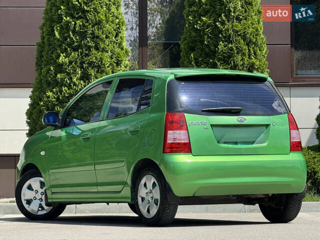 Зелений Кіа Піканто, об'ємом двигуна 1.1 л та пробігом 117 тис. км за 5750 $, фото 3 на Automoto.ua
