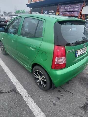Зеленый Киа Пиканто, объемом двигателя 1.1 л и пробегом 129 тыс. км за 5200 $, фото 1 на Automoto.ua