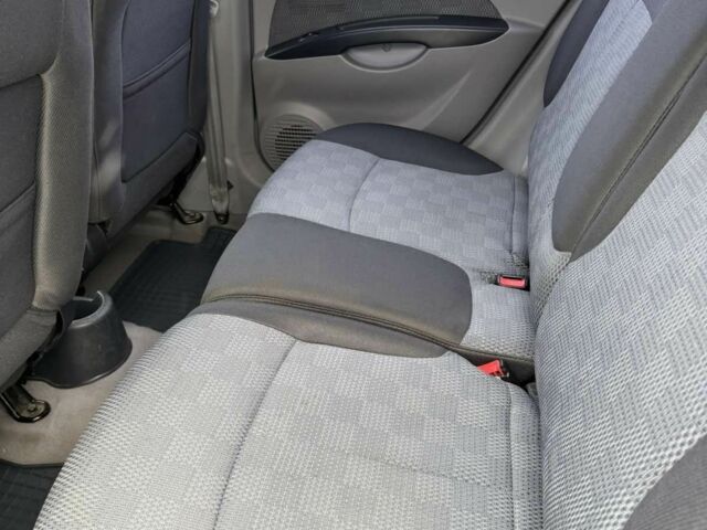 Зеленый Киа Пиканто, объемом двигателя 1.1 л и пробегом 115 тыс. км за 4500 $, фото 7 на Automoto.ua