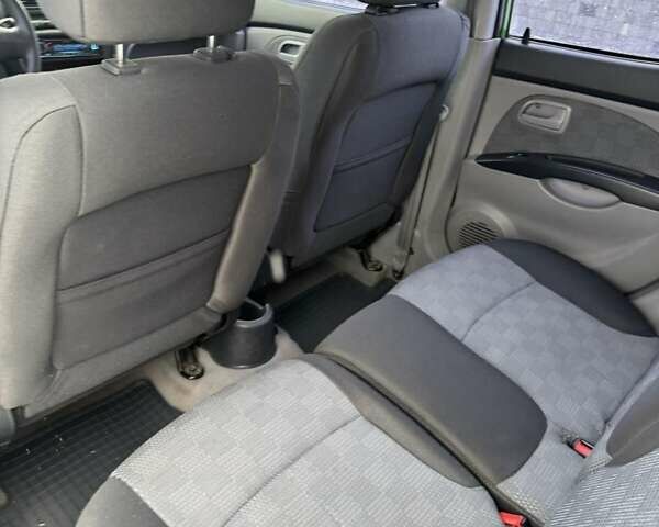 Зелений Кіа Піканто, об'ємом двигуна 1.09 л та пробігом 115 тис. км за 4500 $, фото 13 на Automoto.ua