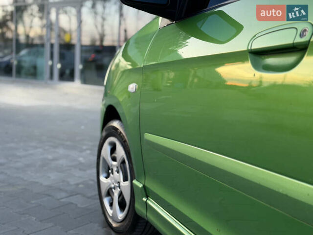 Кіа Піканто 2007 у Львові на Automoto.ua Зелений Кіа Піканто, об'ємом двигуна 1.1 л та пробігом 180 тис. км за 4250 $, фото 12 на Automoto.ua