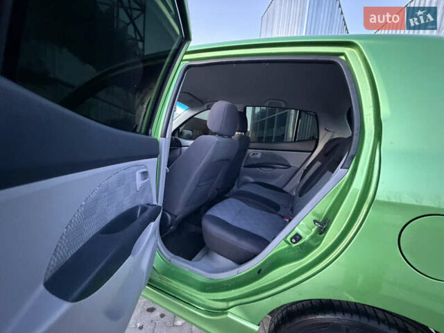 Кіа Піканто 2007 у Львові на Automoto.ua Зелений Кіа Піканто, об'ємом двигуна 1.1 л та пробігом 180 тис. км за 4250 $, фото 21 на Automoto.ua
