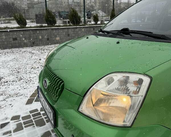 Зелений Кіа Піканто, об'ємом двигуна 1.09 л та пробігом 115 тис. км за 4500 $, фото 6 на Automoto.ua