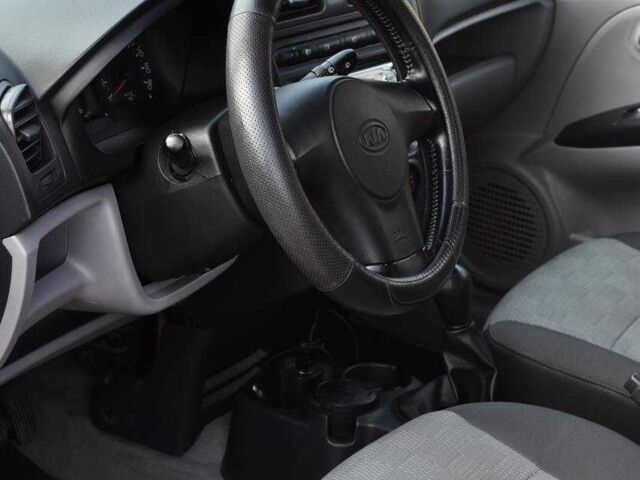 Киа Пиканто 2004 в Кривом Роге на Automoto.ua Оранжевый Киа Пиканто, объемом двигателя 1.1 л и пробегом 190 тыс. км за 4350 $, фото 6 на Automoto.ua