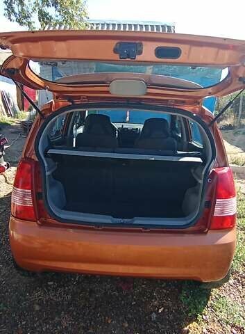 Помаранчевий Кіа Піканто, об'ємом двигуна 1 л та пробігом 190 тис. км за 4000 $, фото 4 на Automoto.ua