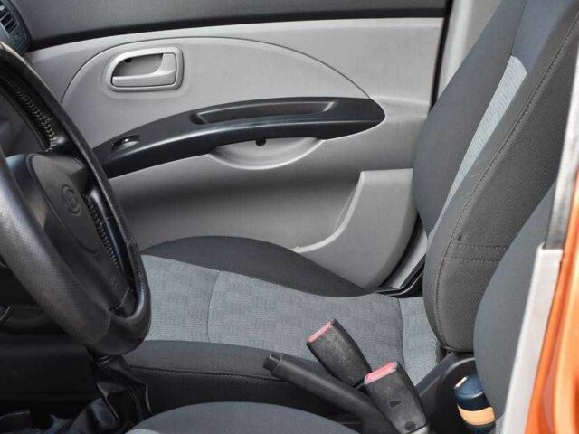 Киа Пиканто 2004 в Кривом Роге на Automoto.ua Оранжевый Киа Пиканто, объемом двигателя 1.1 л и пробегом 190 тыс. км за 4350 $, фото 9 на Automoto.ua