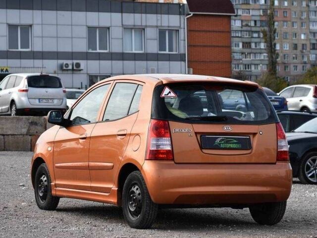 Киа Пиканто 2004 в Кривом Роге на Automoto.ua Оранжевый Киа Пиканто, объемом двигателя 1.1 л и пробегом 190 тыс. км за 4350 $, фото 3 на Automoto.ua