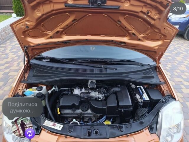 Киа Пиканто 2004 в Новоукраинке на Automoto.ua Оранжевый Киа Пиканто, объемом двигателя 1.1 л и пробегом 140 тыс. км за 4000 $, фото 7 на Automoto.ua