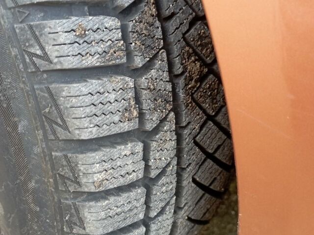 Помаранчевий Кіа Піканто, об'ємом двигуна 1.1 л та пробігом 150 тис. км за 4100 $, фото 5 на Automoto.ua