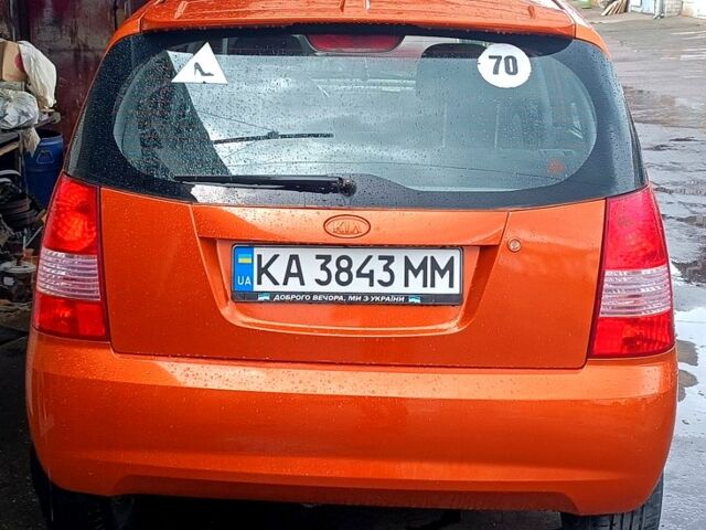 Помаранчевий Кіа Піканто, об'ємом двигуна 1.1 л та пробігом 180 тис. км за 2999 $, фото 1 на Automoto.ua