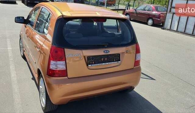 Киа Пиканто 2005 в Киеве на Automoto.ua Оранжевый Киа Пиканто, объемом двигателя 1.09 л и пробегом 128 тыс. км за 4400 $, фото 4 на Automoto.ua