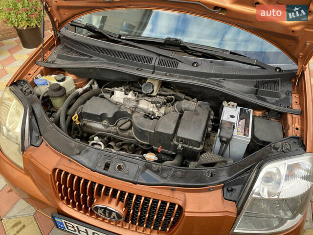 Кіа Піканто 2006 у Одесі на Automoto.ua Помаранчевий Кіа Піканто, об'ємом двигуна 1.1 л та пробігом 123 тис. км за 5200 $, фото 18 на Automoto.ua