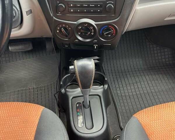 Оранжевый Киа Пиканто, объемом двигателя 1.09 л и пробегом 208 тыс. км за 5150 $, фото 17 на Automoto.ua