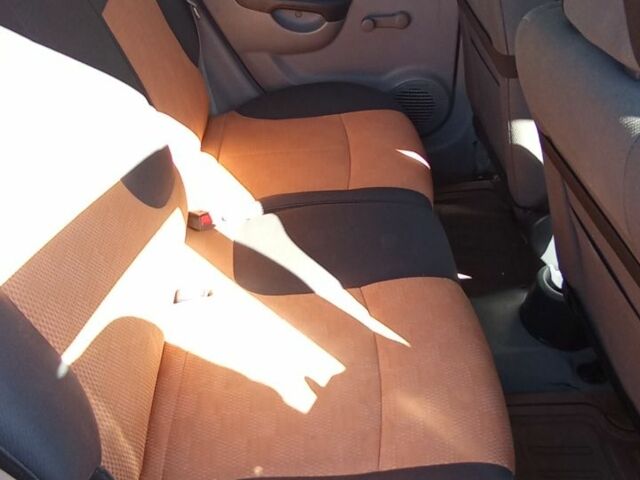 Оранжевый Киа Пиканто, объемом двигателя 1 л и пробегом 190 тыс. км за 3900 $, фото 5 на Automoto.ua