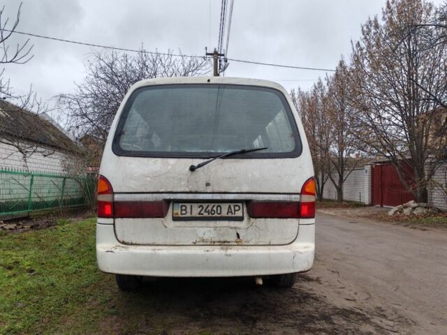 Білий Кіа Преджіо, об'ємом двигуна 2.7 л та пробігом 250 тис. км за 3550 $, фото 3 на Automoto.ua