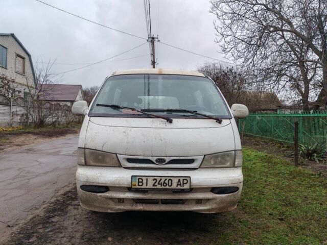 Білий Кіа Преджіо, об'ємом двигуна 2.7 л та пробігом 250 тис. км за 3550 $, фото 1 на Automoto.ua