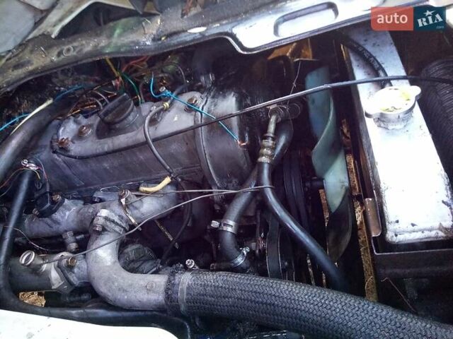 Белый Киа Преджио, объемом двигателя 2.5 л и пробегом 111 тыс. км за 1400 $, фото 6 на Automoto.ua
