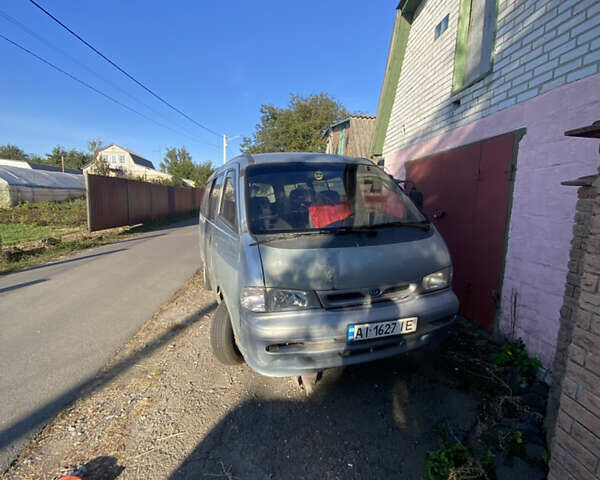 Сірий Кіа Преджіо, об'ємом двигуна 2.67 л та пробігом 120 тис. км за 1200 $, фото 1 на Automoto.ua