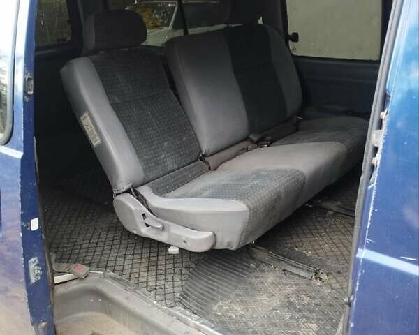 Синий Киа Преджио, объемом двигателя 2.7 л и пробегом 444 тыс. км за 1950 $, фото 2 на Automoto.ua