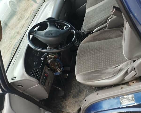 Синий Киа Преджио, объемом двигателя 2.7 л и пробегом 444 тыс. км за 1950 $, фото 9 на Automoto.ua