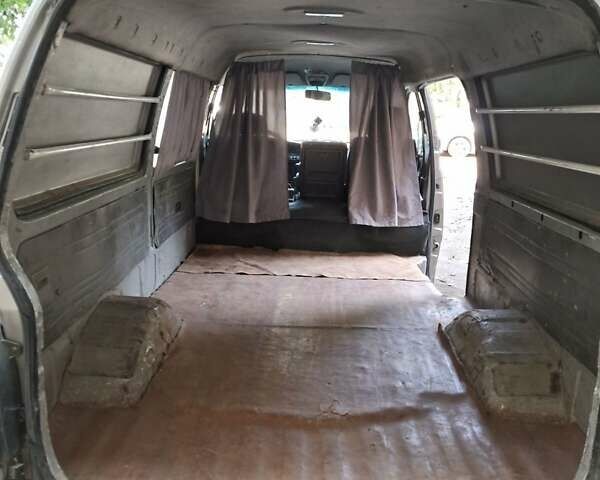 Синий Киа Преджио, объемом двигателя 2.7 л и пробегом 10 тыс. км за 3650 $, фото 2 на Automoto.ua