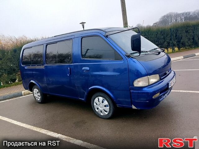 Синій Кіа Преджіо, об'ємом двигуна 2.7 л та пробігом 623 тис. км за 1650 $, фото 1 на Automoto.ua