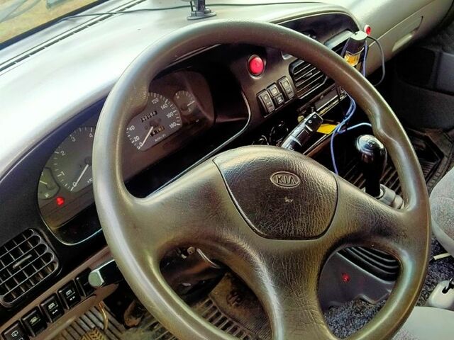 Синий Киа Преджио, объемом двигателя 3 л и пробегом 230 тыс. км за 2800 $, фото 5 на Automoto.ua