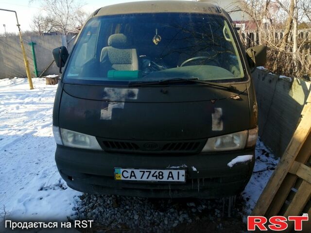 Зеленый Киа Преджио, объемом двигателя 2.7 л и пробегом 270 тыс. км за 1400 $, фото 3 на Automoto.ua