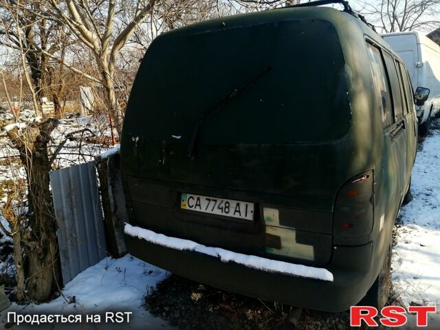 Зеленый Киа Преджио, объемом двигателя 2.7 л и пробегом 270 тыс. км за 1400 $, фото 5 на Automoto.ua
