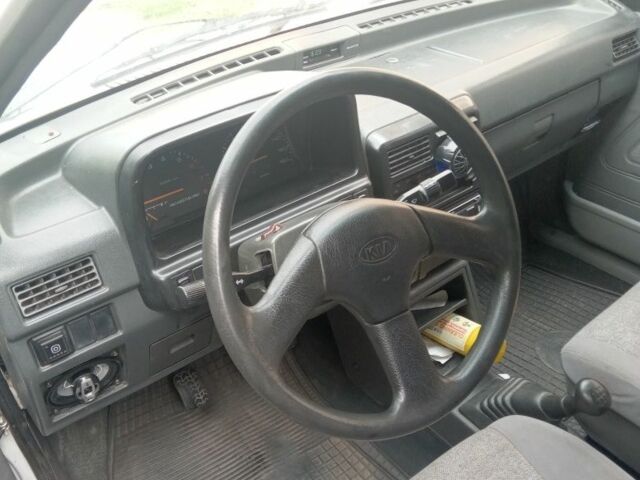 Киа Прайд 2000 в Попольне на Automoto.ua Белый Киа Прайд, объемом двигателя 1.3 л и пробегом 300 тыс. км за 1100 $, фото 1 на Automoto.ua