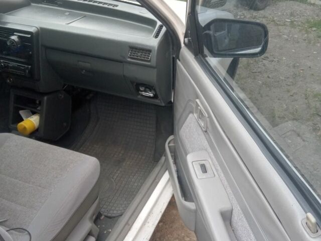 Киа Прайд 2000 в Попольне на Automoto.ua Белый Киа Прайд, объемом двигателя 1.3 л и пробегом 300 тыс. км за 1100 $, фото 4 на Automoto.ua